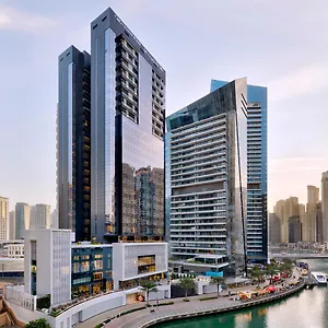 5* Otel Crowne Plaza Marina By Ihg