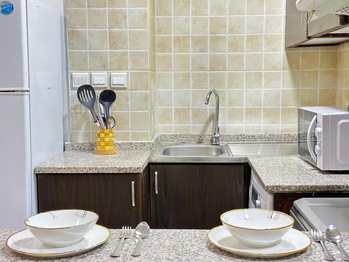 Comfy Studio W/ Balcony & Nice Design In Marina Dubai United Arab Emirates