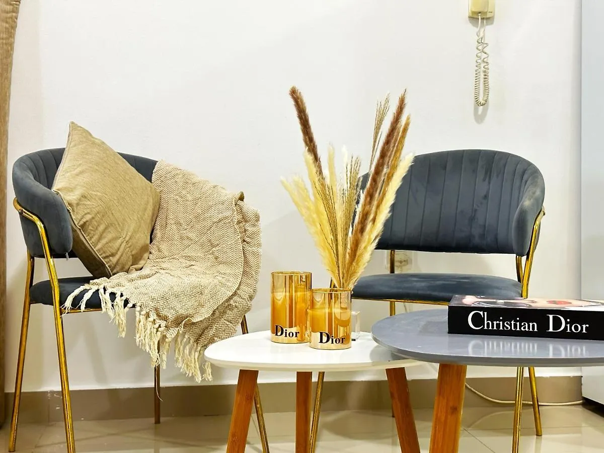 Comfy Studio W/ Balcony & Nice Design In Marina Dubai