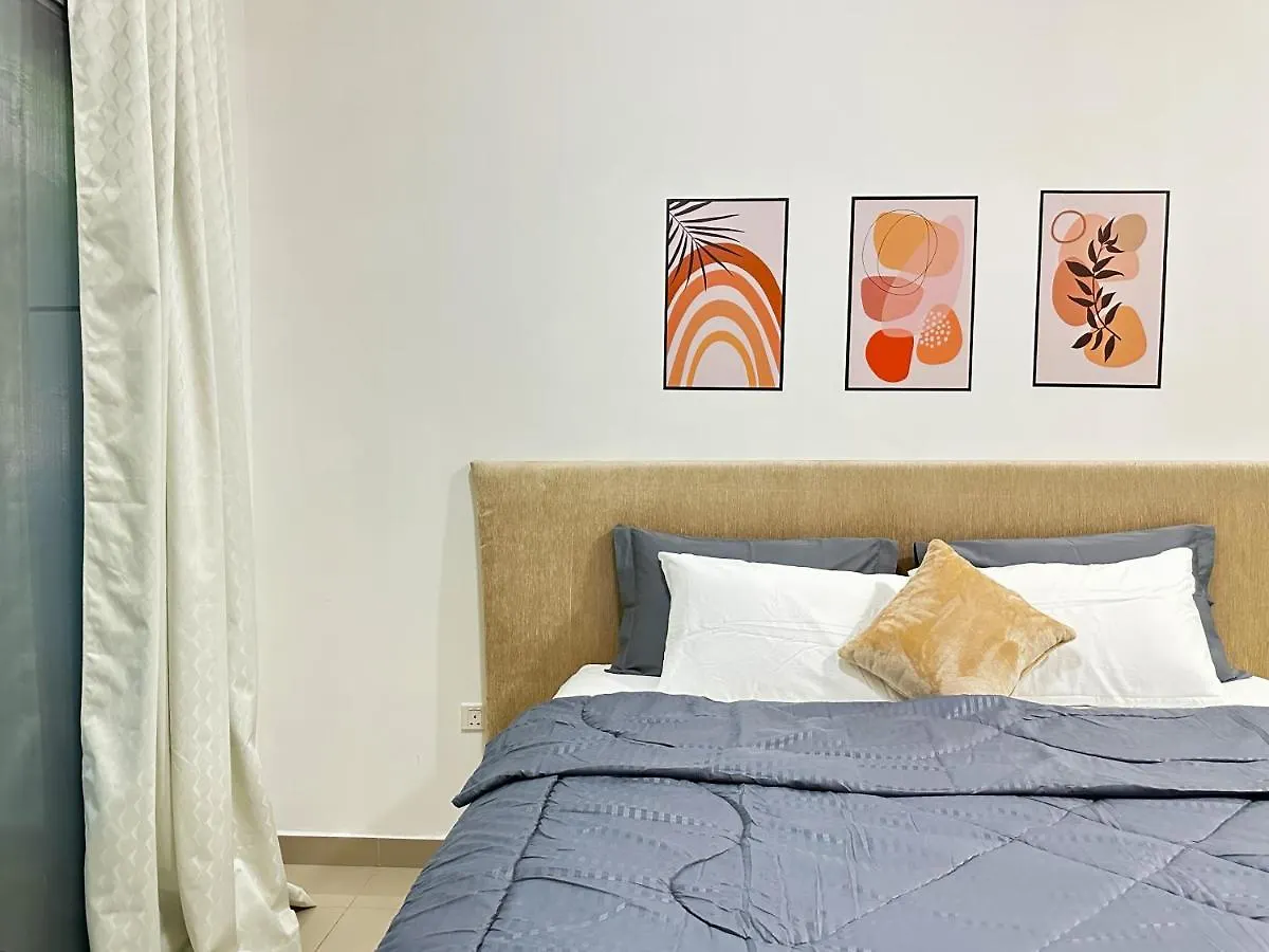 Comfy Studio W/ Balcony & Nice Design In Marina Dubai