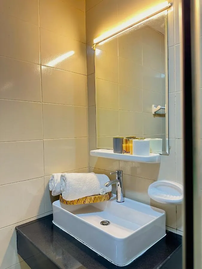 Apartment Comfy Studio W/ Balcony & Nice Design In Marina Dubai United Arab Emirates