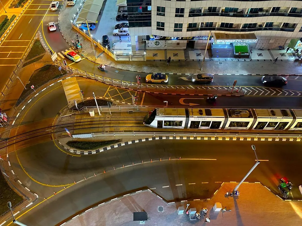 Comfy Studio W/ Balcony & Nice Design In Marina Dubai Apartment