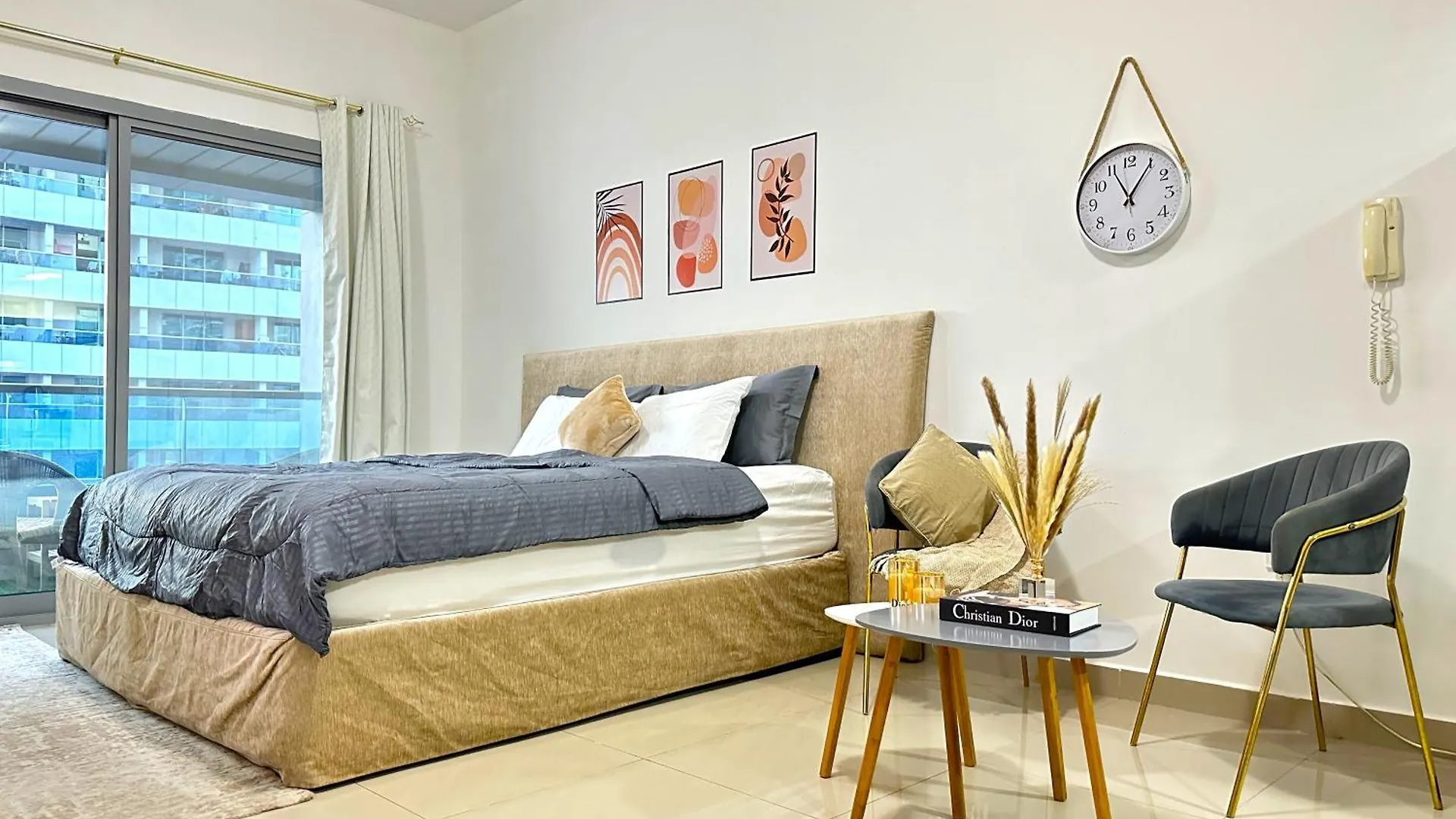 Comfy Studio W/ Balcony & Nice Design In Marina Dubai United Arab Emirates